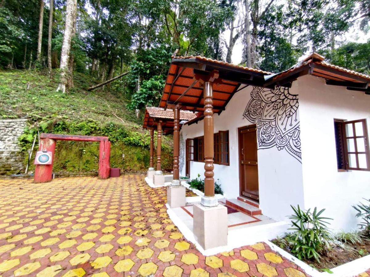 Отель Qexperiences Coorg Мадикери Экстерьер фото