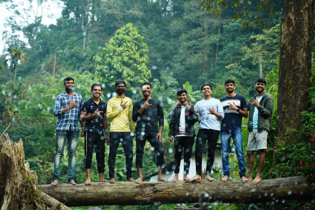 Отель Qexperiences Coorg Мадикери Экстерьер фото